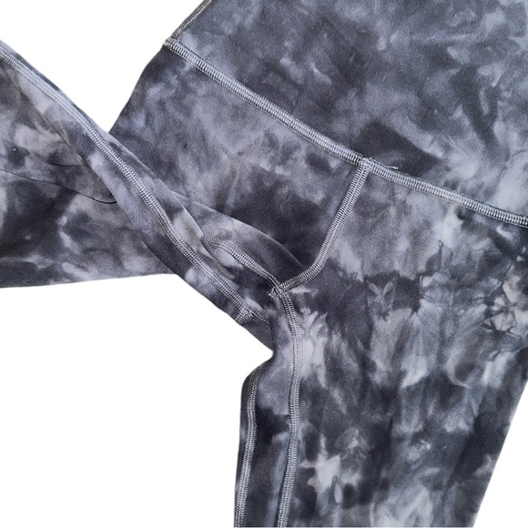 Lululemon Align High Rise Crop 17" Diamond Dye Pitch Grey Graphite Grey Sz 0 - Picture 6 of 10